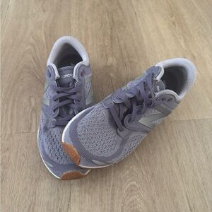 New Balance Gray Fresh Foam Zante V3